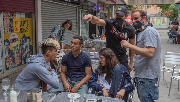 Mario Casas rodando su película 'Mi soledad tiene alas'