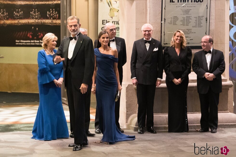 Los Reyes Felipe y Letizia en el Gran Teatro Liceo en su 175 aniversario