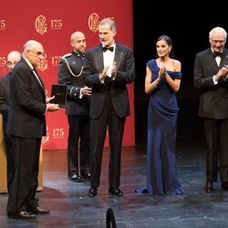 Los Reyes Felipe y Letizia acuden al Gran Teatro Liceo en su 175 aniversario