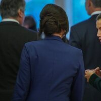 La Reina Letizia hablando con Sanja Music, esposa del Presidente de Croacia