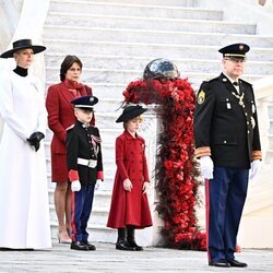 Alberto y Charlene de Mónaco, Jacques y Gabriella de Mónaco y Estefanía de Mónaco en el Día Nacional de Mónaco 2022