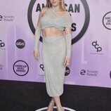 Ellie Goulding en la alfombra roja de los American Music Awards 2022