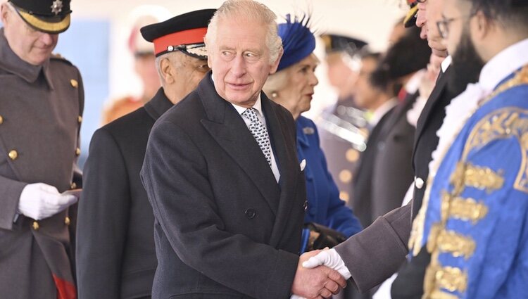 El Rey Carlos III en la ceremonia de bienvenida al Presidente de Sudáfrica por su Visita de Estado a Reino Unido