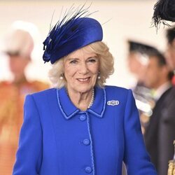 La Reina Camilla en la ceremonia de bienvenida al Presidente de Sudáfrica por su Visita de Estado a Reino Unido