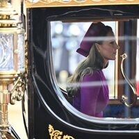 Kate Middleton en un carruaje tras la ceremonia de bienvenida al Presidente de Sudáfrica por su Visita de Estado a Reino Unido