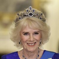 La Reina Camilla con la Tiara de Zafiros Belgas en la Cena de Estado al Presidente de Sudáfrica