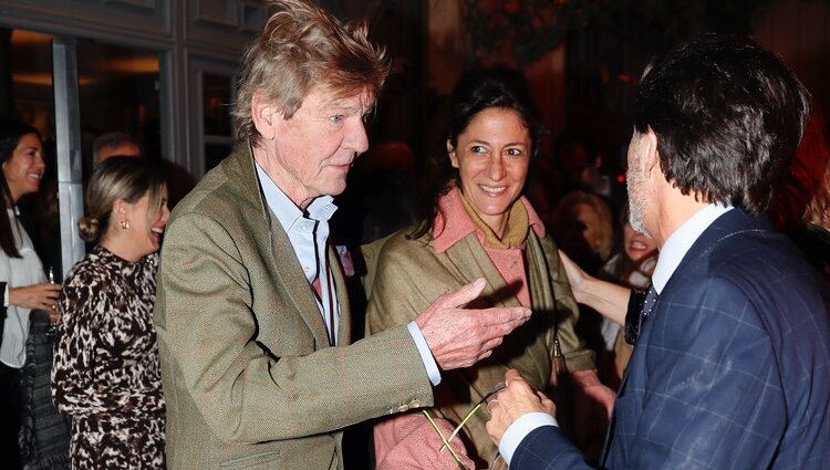 Ernesto de Hannover con su novia en la fiesta por el aniversario de Alduccio en Madrid