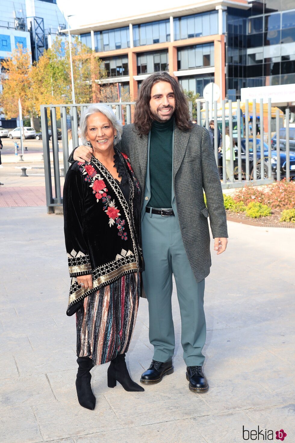 Charo Vega y Guillermo Furiase en el bautizo de Nala, hija de Elena Furiase