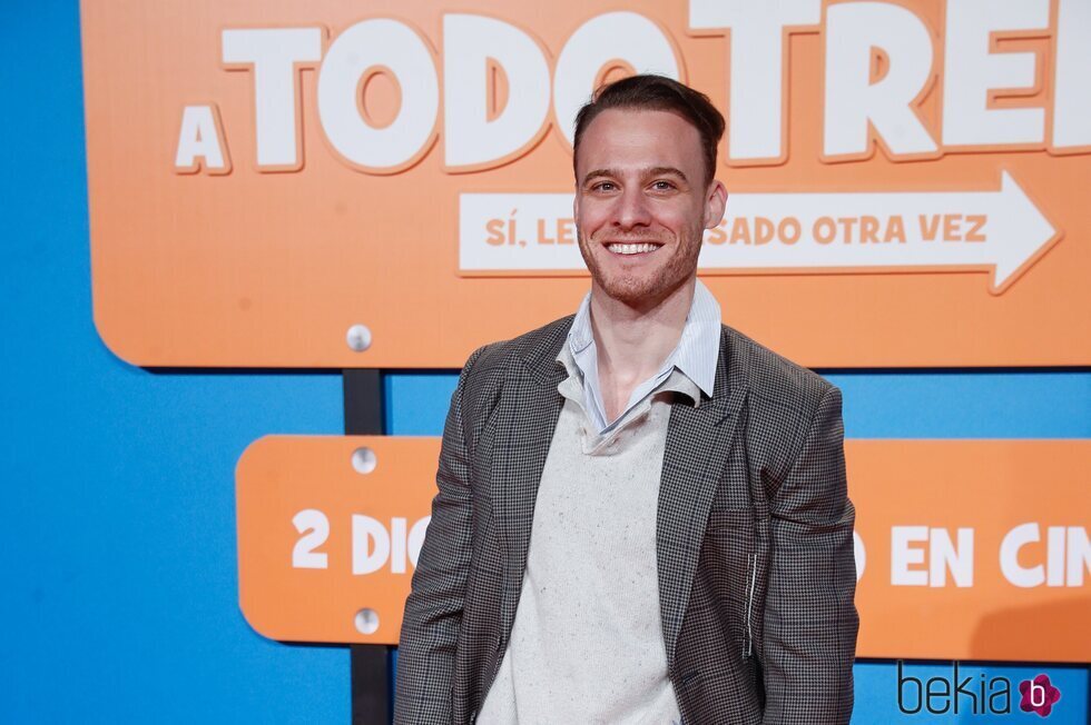 Kerem Bürsin en la presentación de 'A todo tren 2' en Madrid