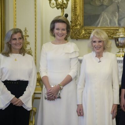 Primera recepción de Camilla como Reina con presencia de otras royals