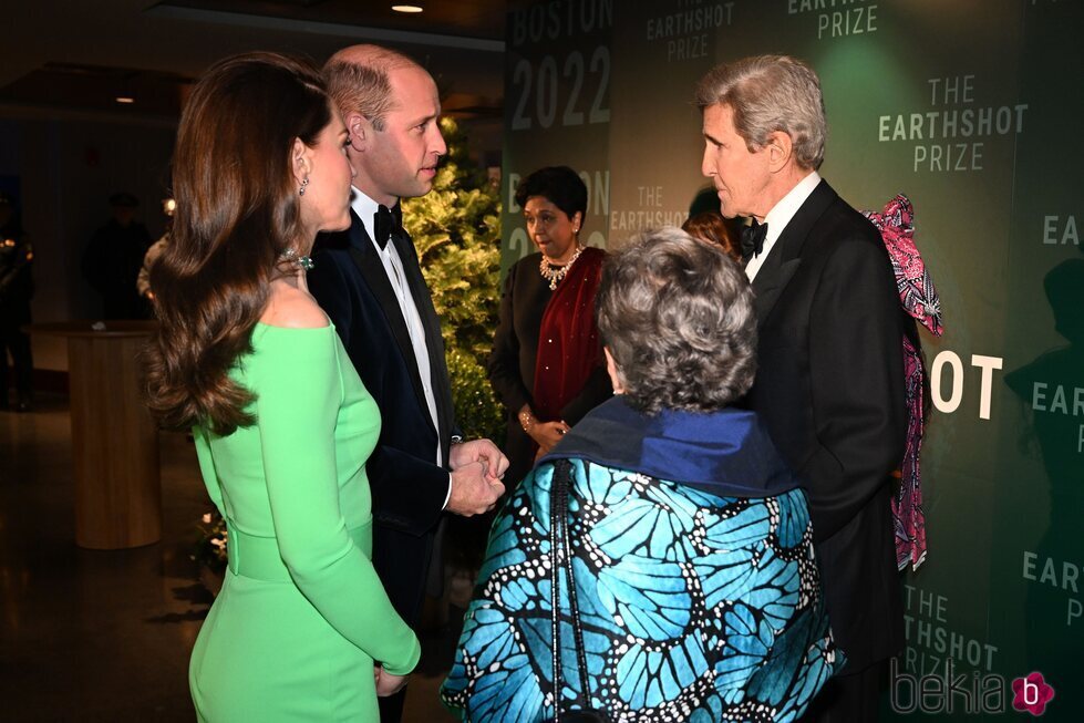 El Príncipe Guillermo y Kate Middleton y John Kerry en los Earthshot Prize 2022