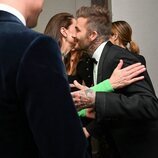 Kate Middleton y David Beckham se dan un beso en presencia del Príncipe Guillermo en los Earthshot Prize 2022