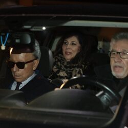 José Ortega Cano e Isabel Luna saliendo a cenar