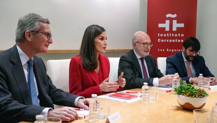 La Reina Letizia durante su intervención en una reunión de trabajo sobre el español en Estados Unidos en la sede del Cervantes en Los Angeles