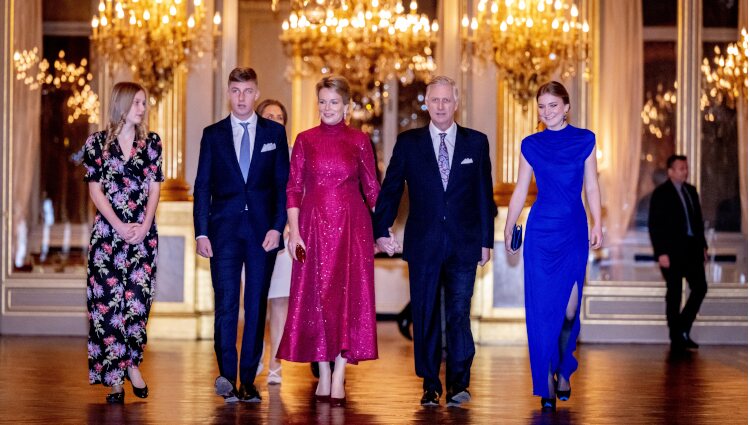 Felipe y Matilde de Bélgica con tres de sus hijos en el Concierto Navideño 2022