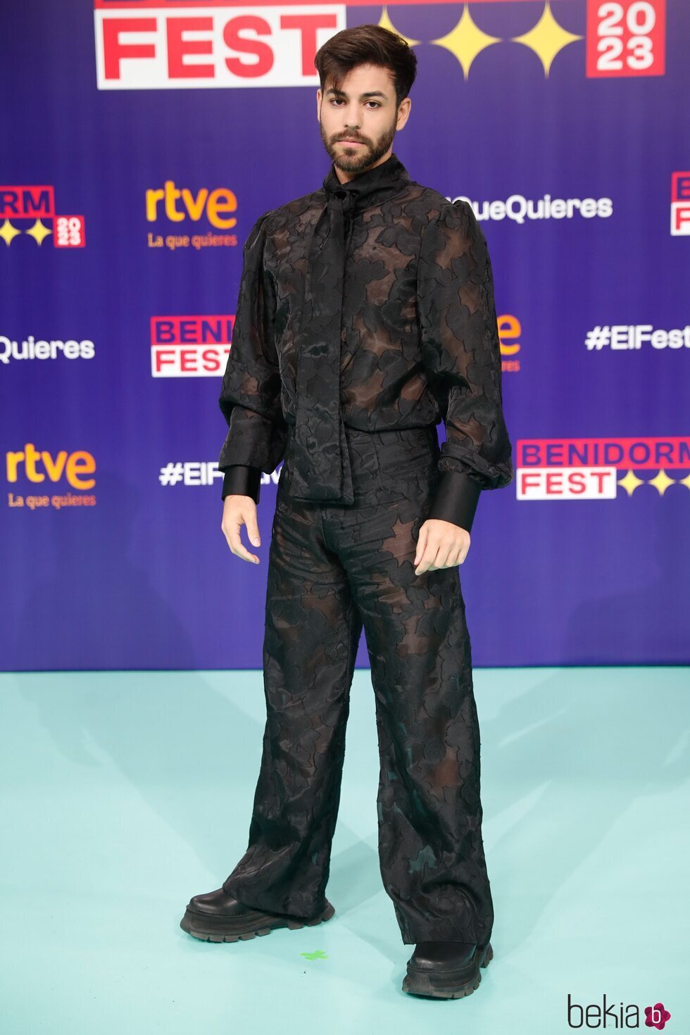 Agoney en la presentación del Benidorm Fest 2023