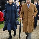 El Rey Carlos y la Reina Camilla en la misa de Navidad 2022