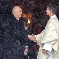 El Rey Harald de Noruega en una misa tradicional de Navidad