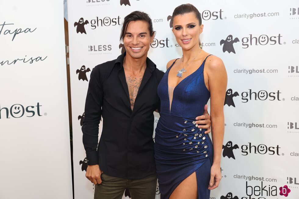 Julio José Iglesias Jr y Vivi di Domenico en el evento Ghost brand en Madrid