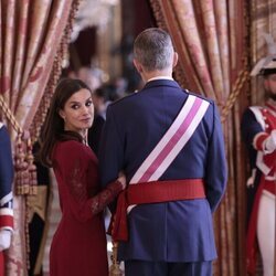 Los Reyes Felipe y Letizia tras la recepción de la Pascua Militar 2023