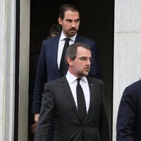 Pablo, Nicolás y Philippos de Grecia tras la muerte de Constantino de Grecia