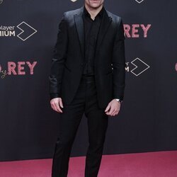 Jaime Lorente en la premiere de 'Cristo y Rey'