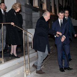 Los Reyes Juan Carlos y Sofía e Irene de Grecia tras la cena previa al funeral de Constantino de Grecia