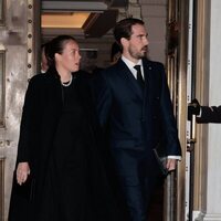 Philippos de Grecia y Nina Flohr tras la cena previa al funeral de Constantino de Grecia