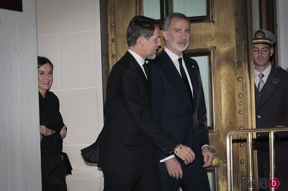 El Rey Felipe y Pablo de Grecia tras la cena previa al funeral de Constantino de Grecia