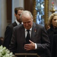 Los Reyes Juan Carlos y Sofía en el funeral de Constantino de Grecia