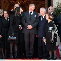 Los Reyes Felipe y Letizia, Guillermo Alejandro y Máxima de Holanda y Alexander y Katherine de Serbia en el funeral de Constantino de Grecia