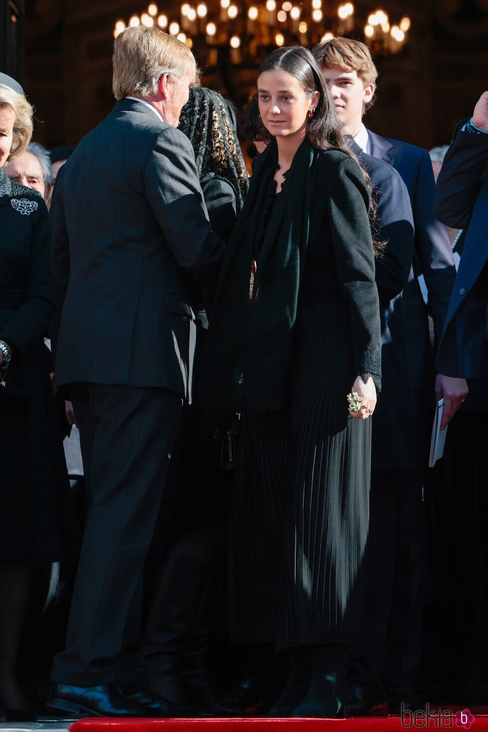 Guillermo Alejandro de Holanda, Victoria Federica y Miguel Urdangarin en el funeral de Constantino de Grecia