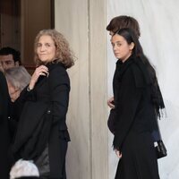 La Infanta Elena y Victoria Federica en el almuerzo tras el funeral de Constantino de Grecia