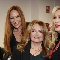 Rosario Mohedano, Mª Carmen y Rosa Benito en la inauguración del museo de Ortega Cano