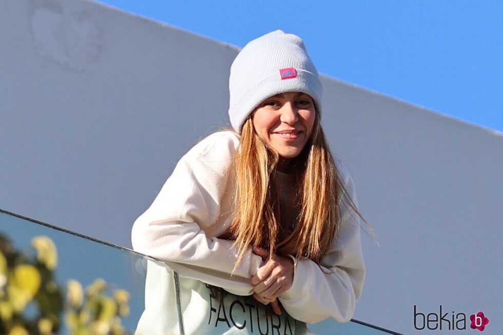 Shakira en la terraza de su casa durante el cumpleaños de Milan