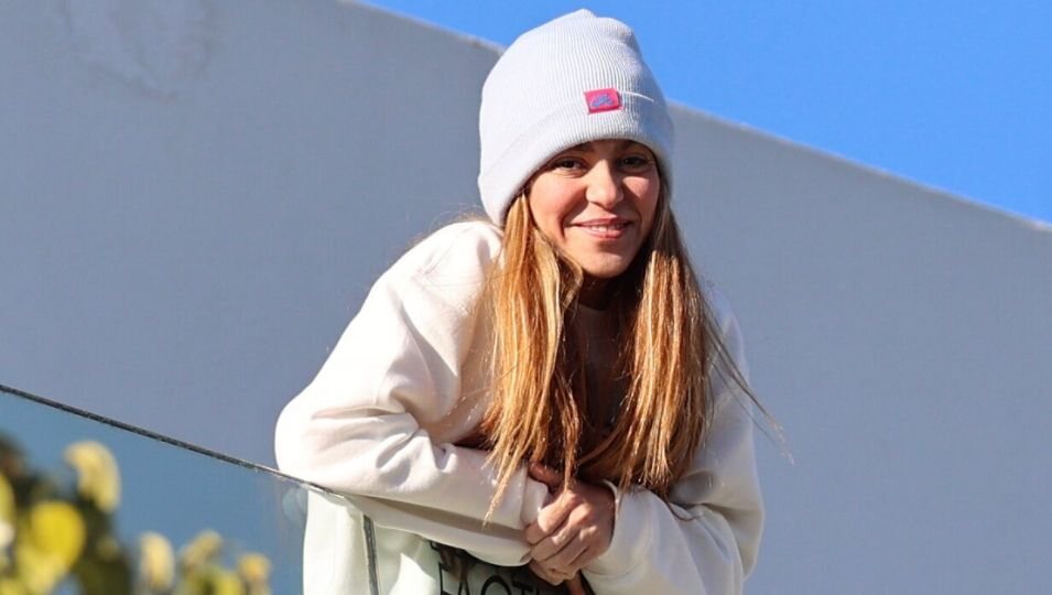 Shakira en la terraza de su casa durante el cumpleaños de Milan