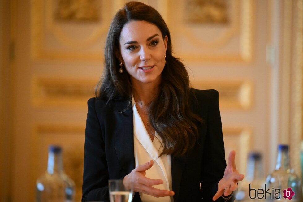 Kate Middleton durante su reunión en el Castillo de Windsor para hablar con expertos sobre la infancia