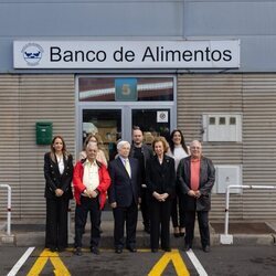 La Reina Sofía en su visita al Banco de Alimentos de Tenerife