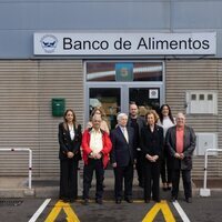 La Reina Sofía en su visita al Banco de Alimentos de Tenerife