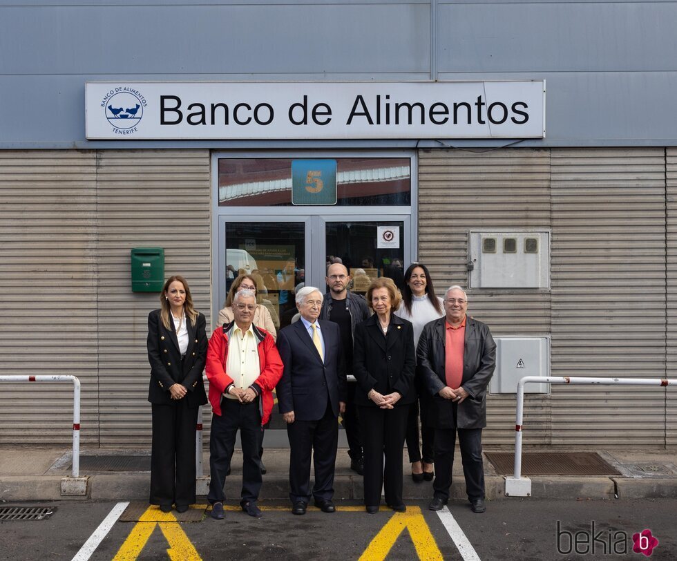 La Reina Sofía en su visita al Banco de Alimentos de Tenerife