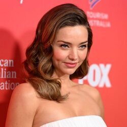 Miranda Kerr en la gala G'Day USA Arts 2023 en Los Angeles