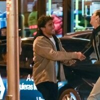 Victoria Federica, jugando con su amigo Albert Arenas tras su salida de los Premios San Isidro celebrados en Madrid