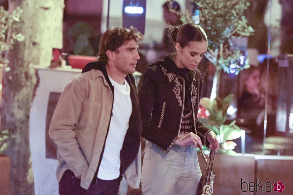 Victoria Federica y Albert Arenas en un paseo nocturno en Madrid