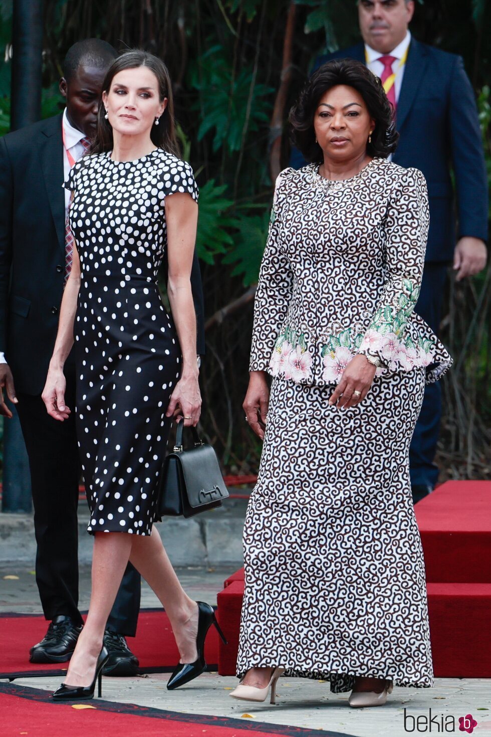 La Reina Letizia y la Primera Dama de Angola en el Palacio Presidencial de Luanda