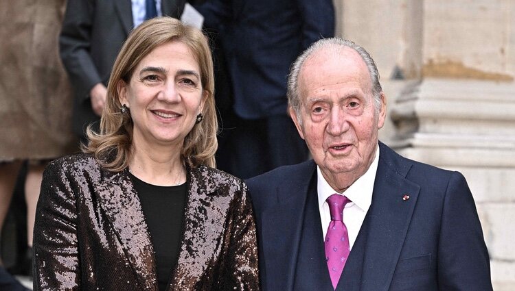 El Rey Juan Carlos y la Infanta Cristina en la Academia Francesa