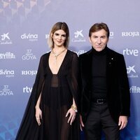 Clara Lago y Antonio de la Torre en la alfombra roja de los Goya 2023