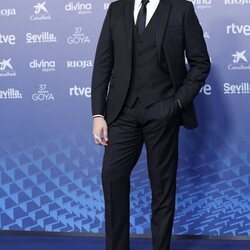 Asier Etxeandía en la alfombra roja de los Goya 2023