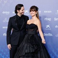 Penélope Cruz y Juan Diego Botto en la alfombra roja de los Goya 2023