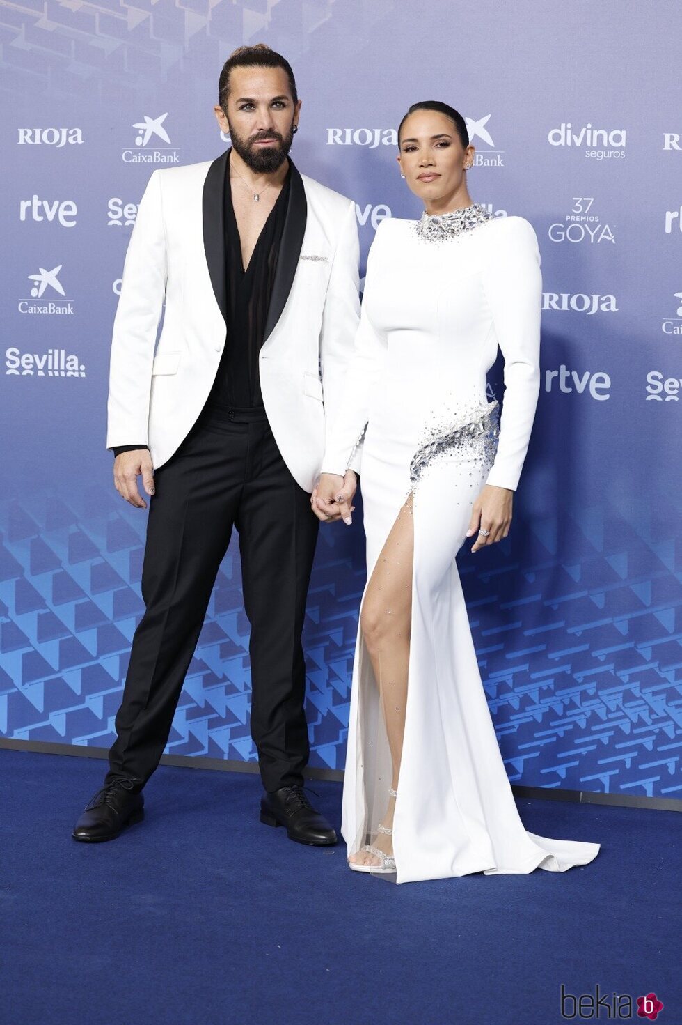 India Martínez e Ismael Vázquez en la alfombra roja de los Goya 2023