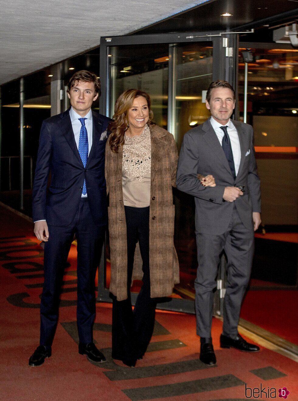 El Príncipe Maurits y la Princesa Marilène y su hijo Lucas van Vollenhoven en el 80 cumpleaños de Margarita de Holanda